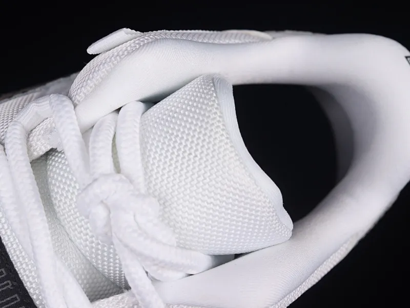All categories Air Jordan Jordan series basketball shoes Air Jordan 11 F version Air Jordan AJ11 Low "White Cement" AJ11 Joe 11 white cement gray snake pattern genuine carbon AV2187-140